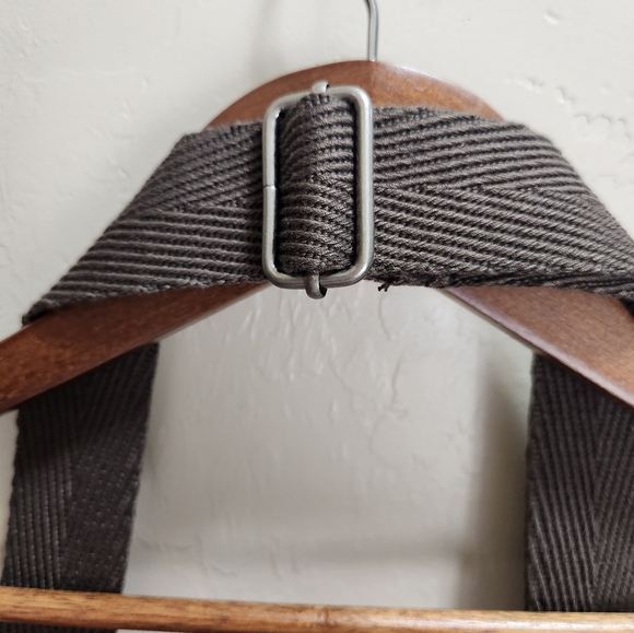 Thirty-One Striped Crossbody Bag - Picture 9 of 9